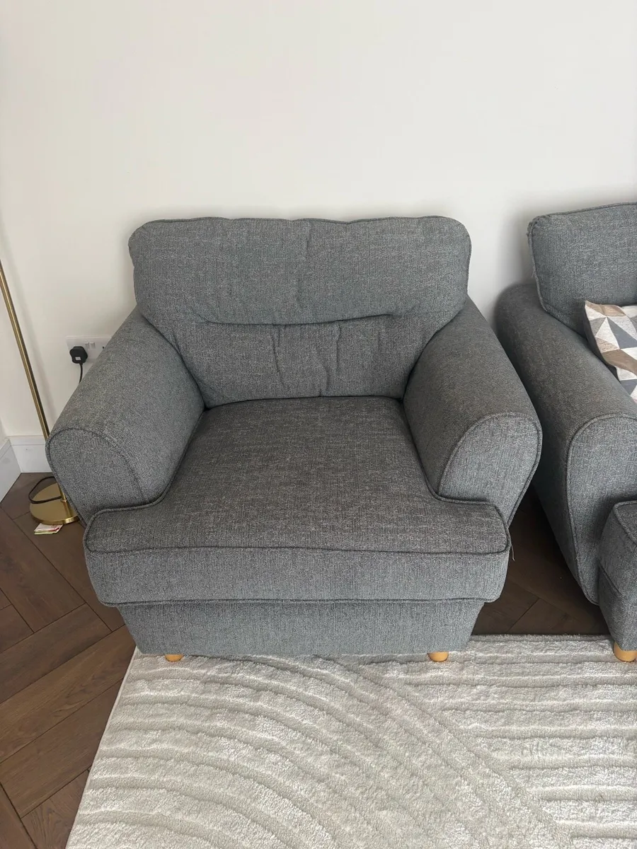 Couch Set - Image 4