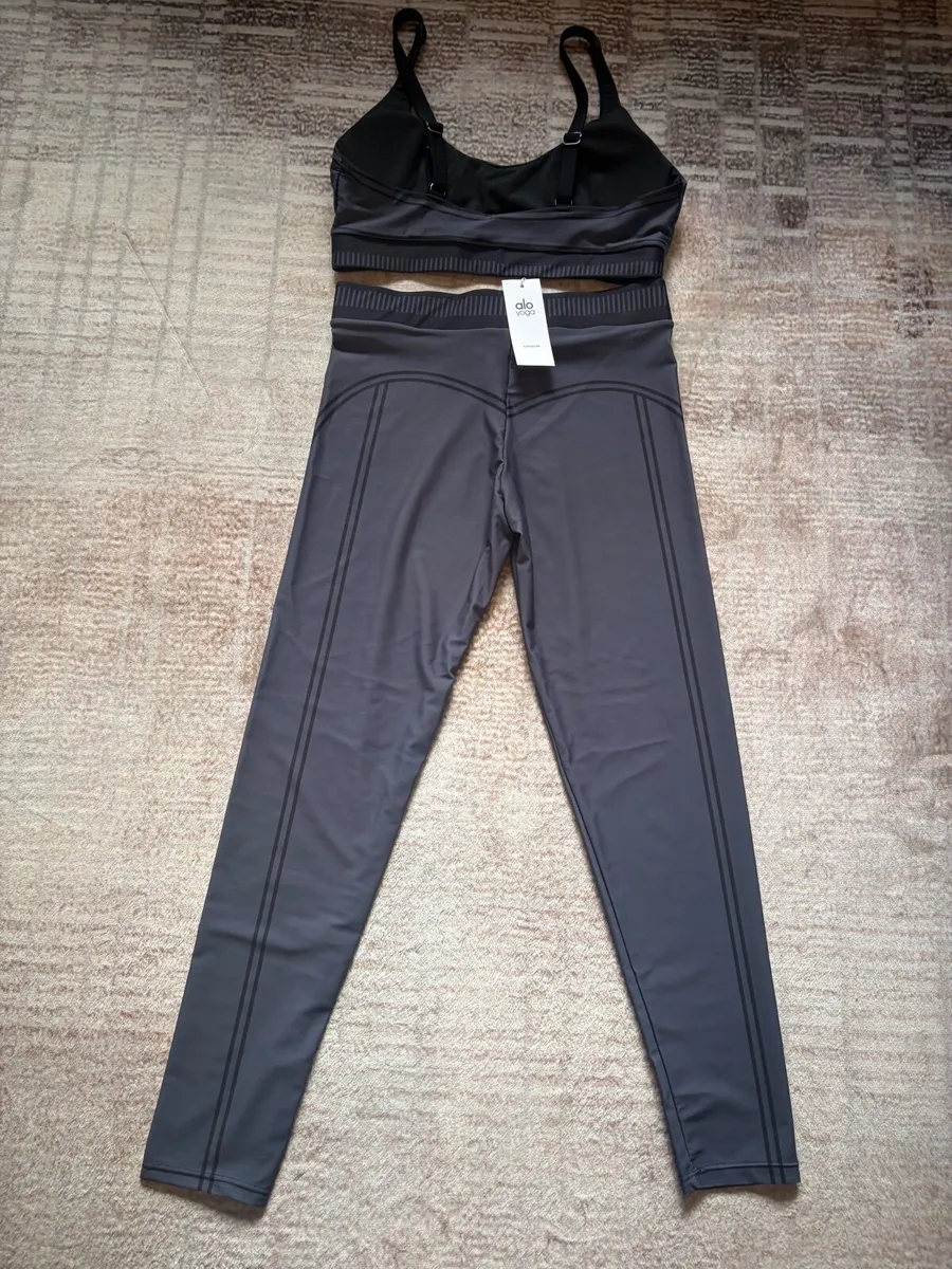 Sporty Bra Legging Set - Image 3
