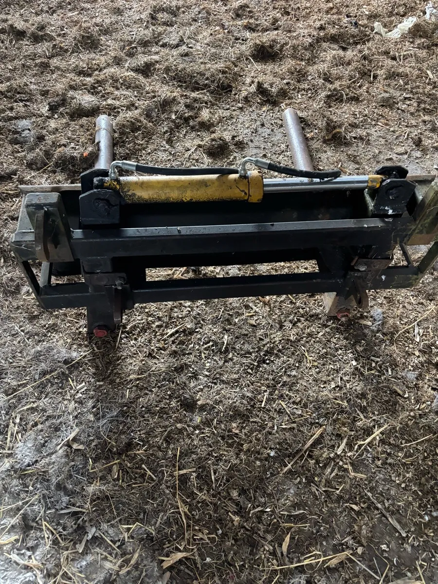 Bale handler - Image 2