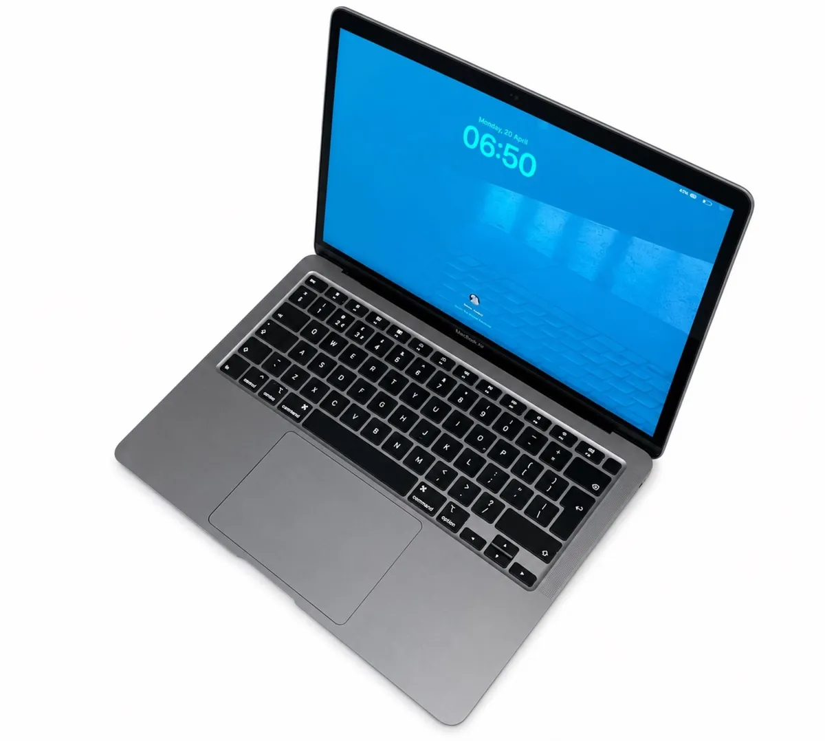 MacBook Air - Image 3