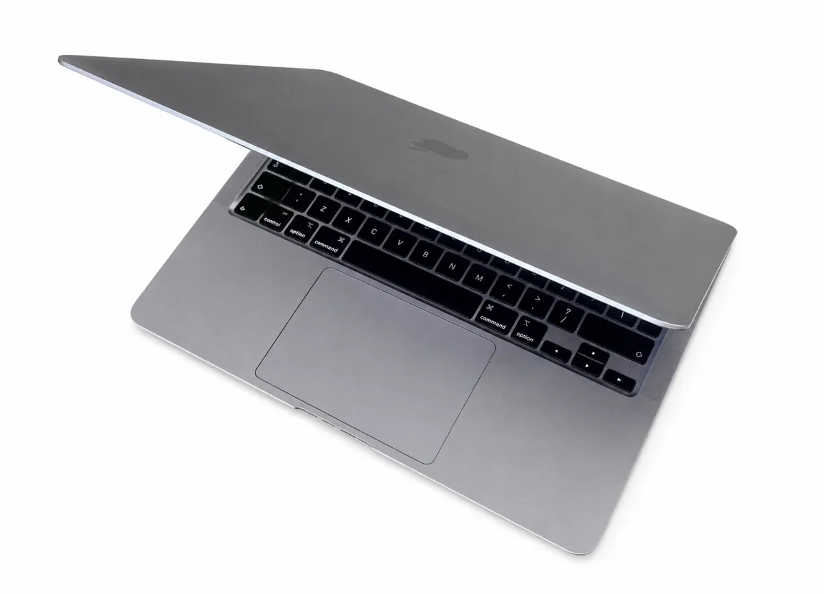 MacBook Air - Image 2