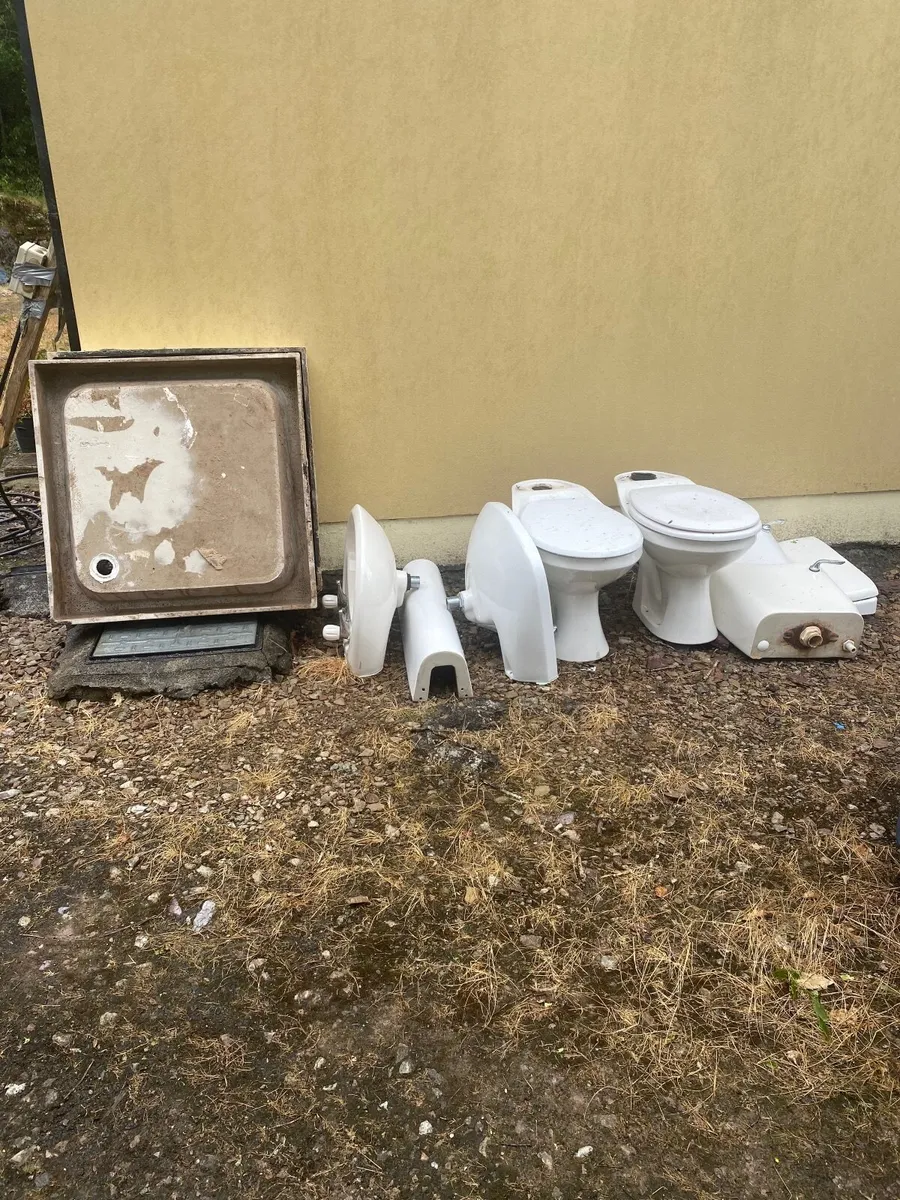 Bathroom ware - Image 3