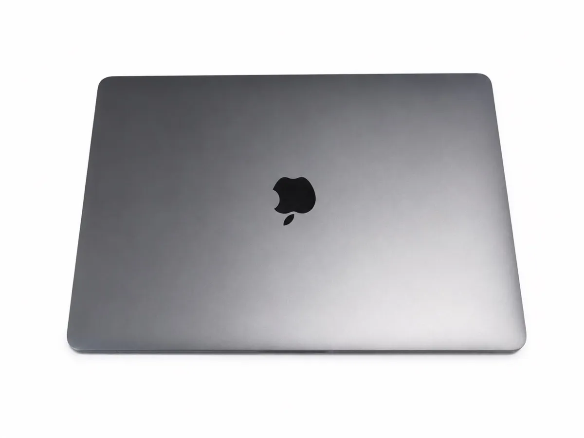 MacBook Air - Image 4