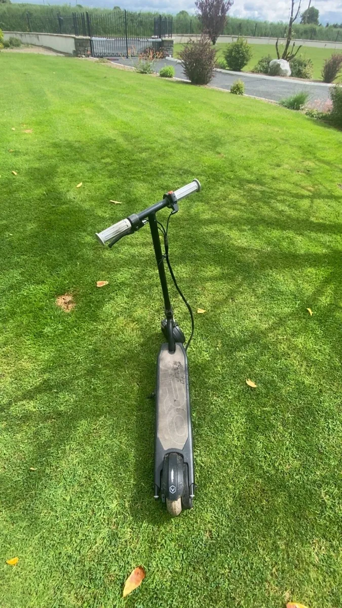 Electric scooter - Image 4