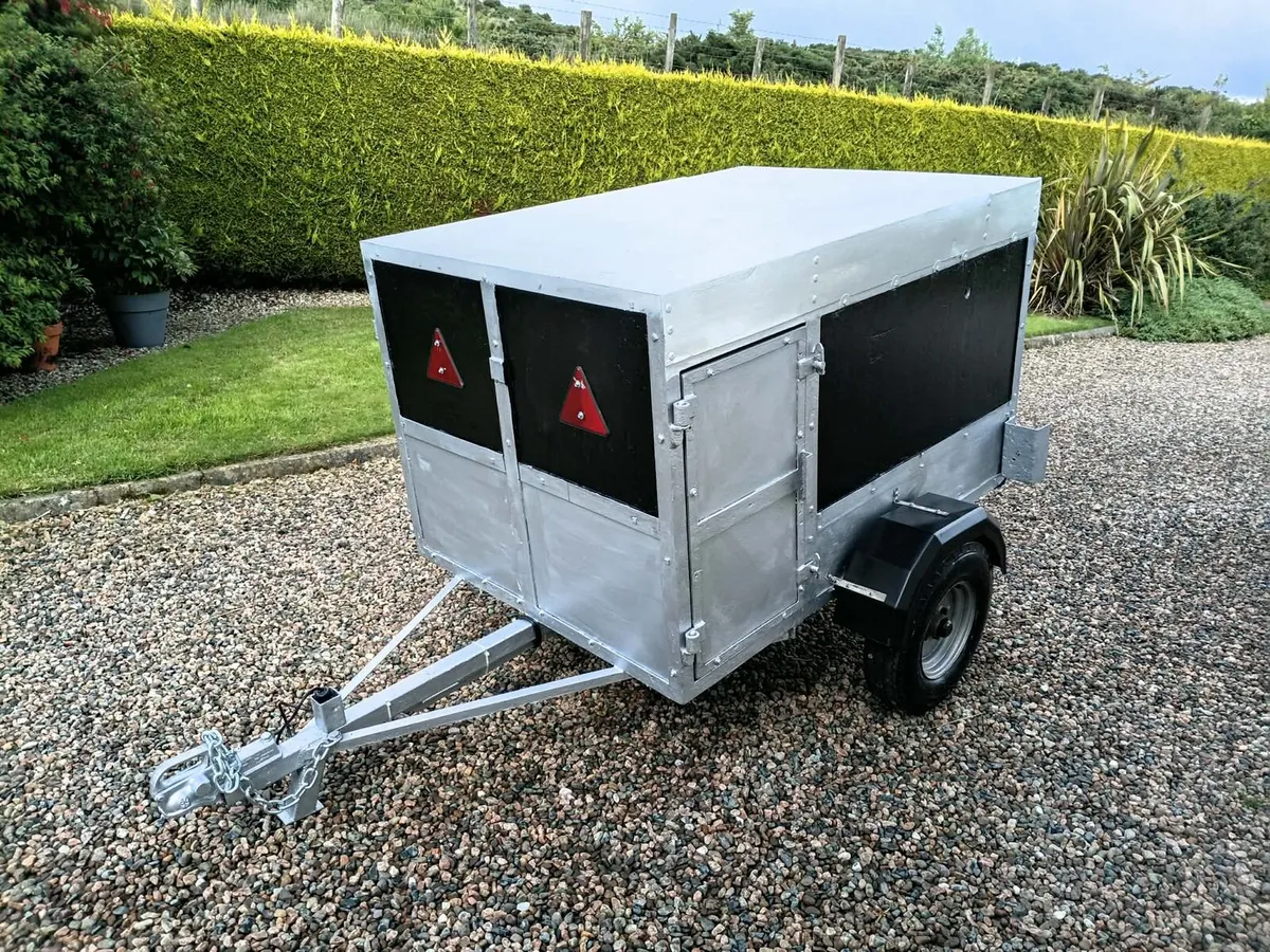 Multi-Use / Livestock Trailer / Very Tidy - Image 2