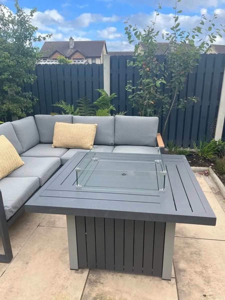 Fire Pit Table - Image 2