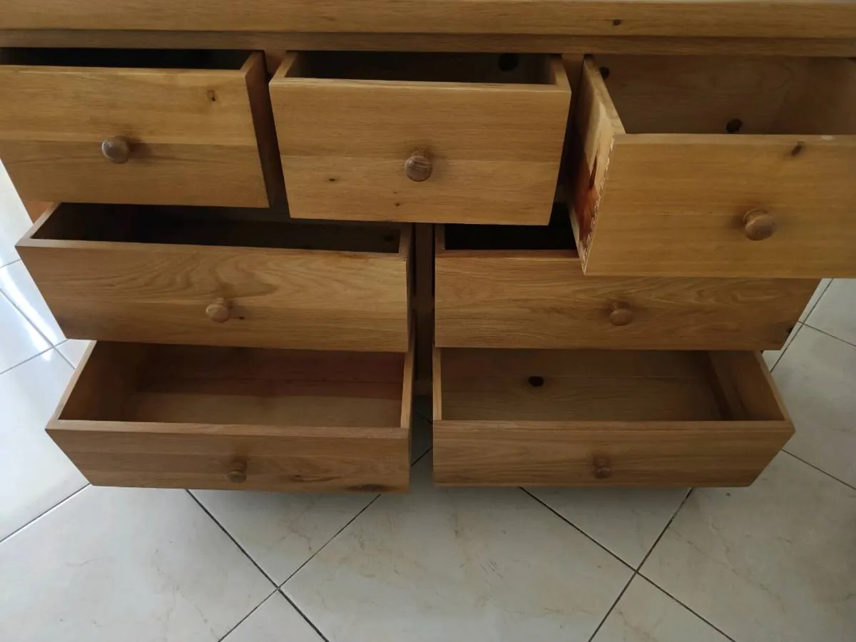 Solid oak sideboard - Image 2
