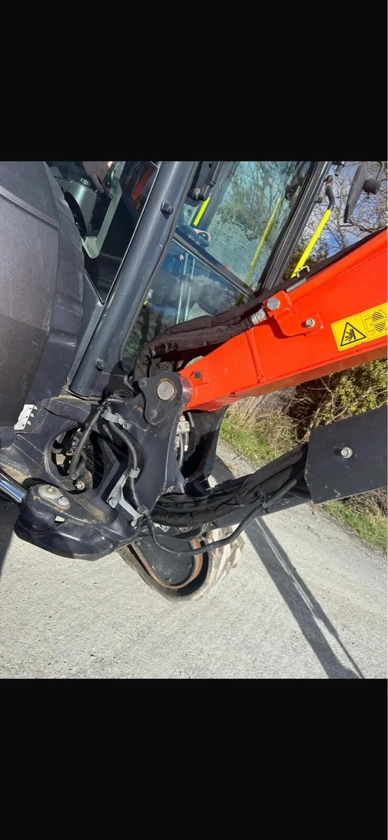 Kubota U50-5 - Image 3