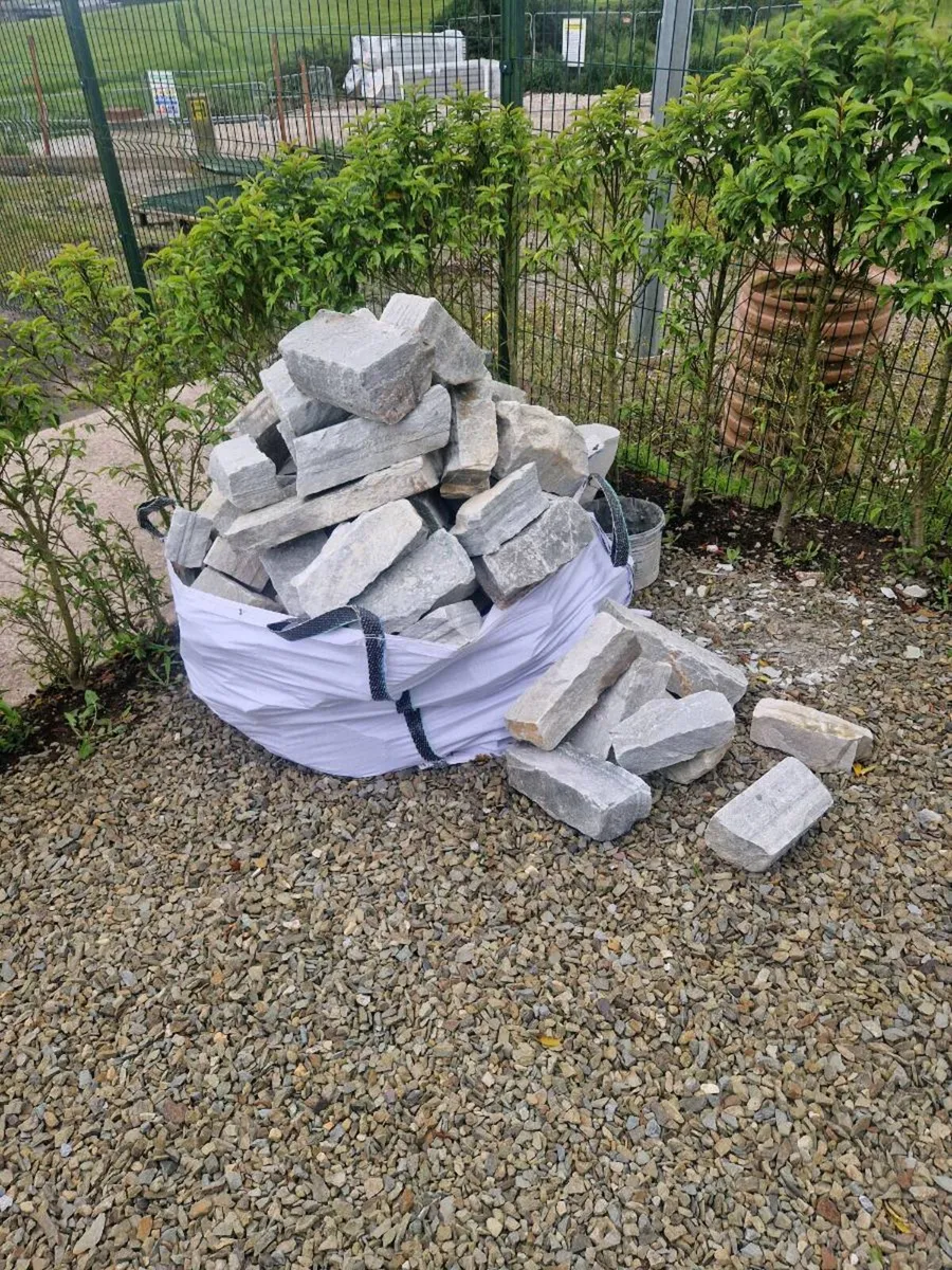 Donegal quartz Building stone - Image 2