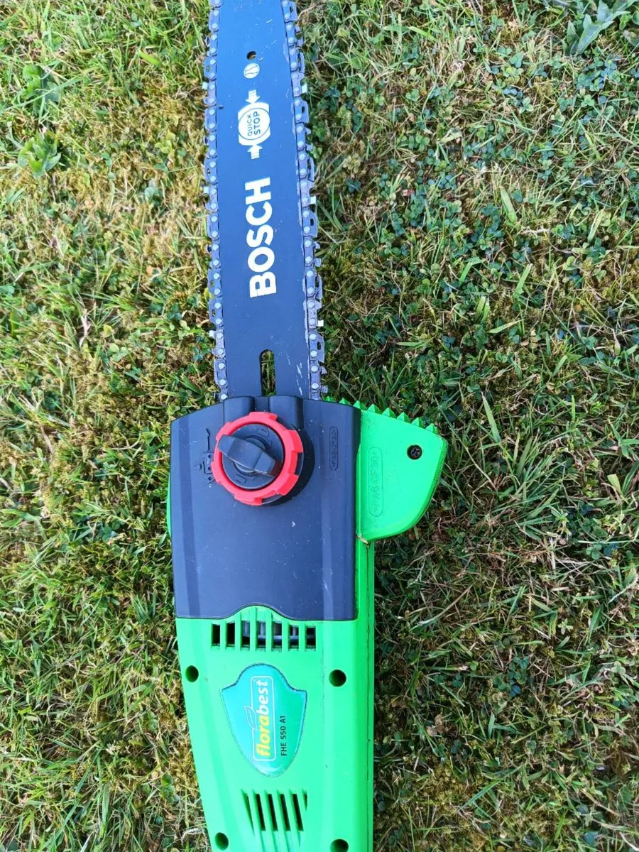 Electric tree pruner - Image 1
