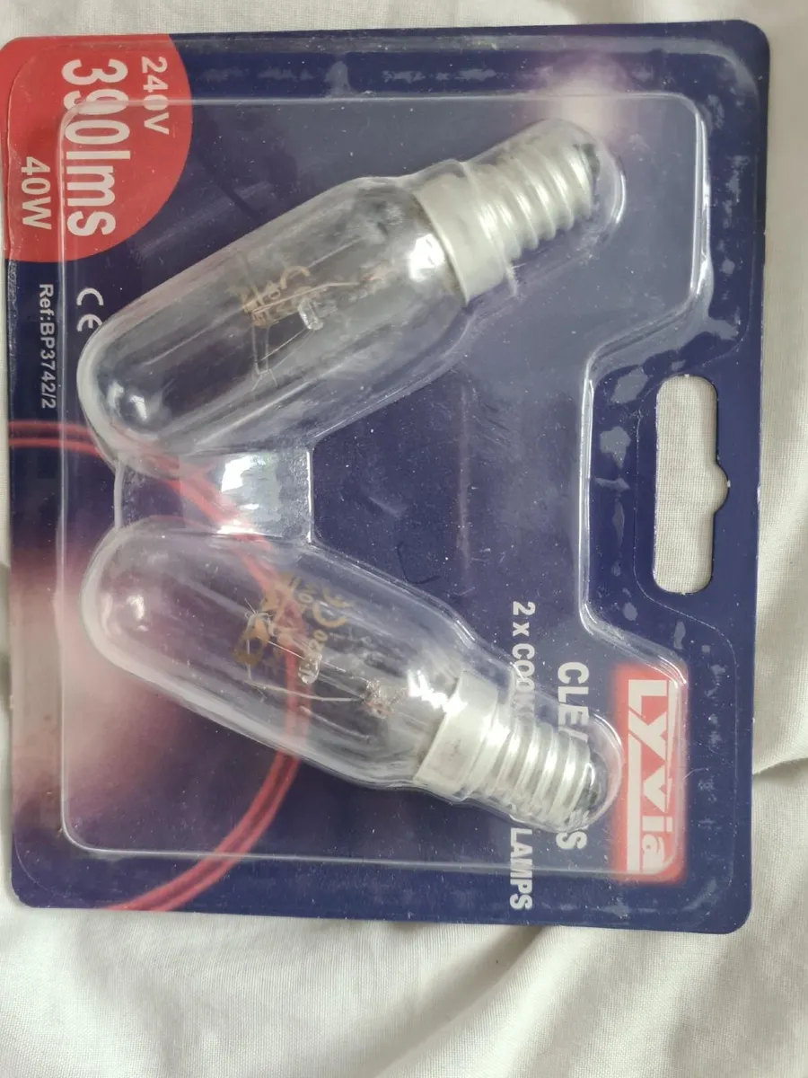 Cooker light bulbs