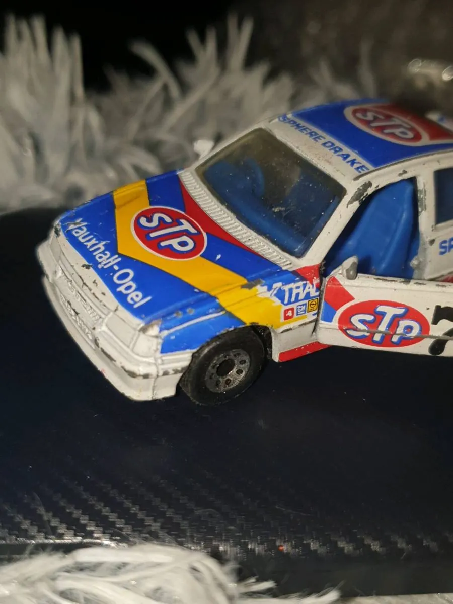 VAUXHALL ASTRA GSI RALLY DIE.CAST 1989 - Image 3