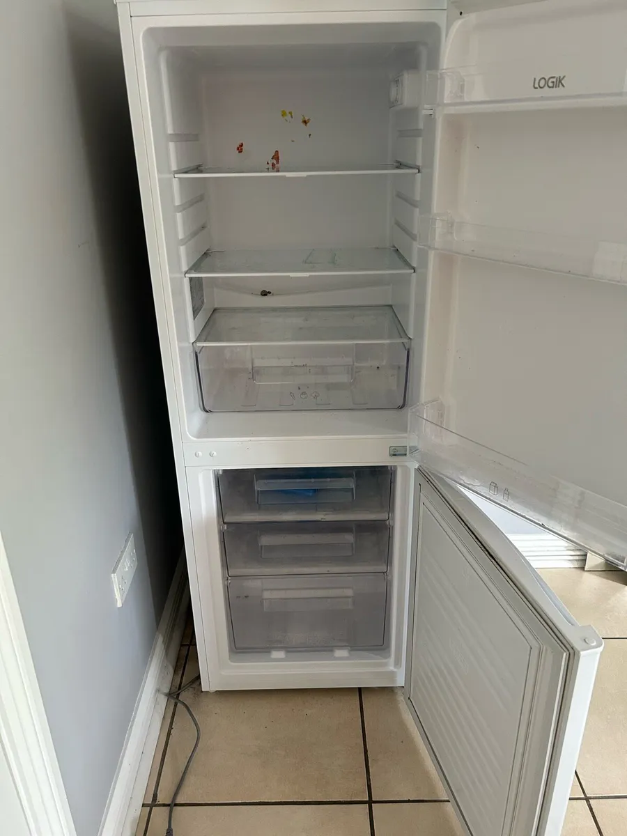 Fridge freezer - Image 2