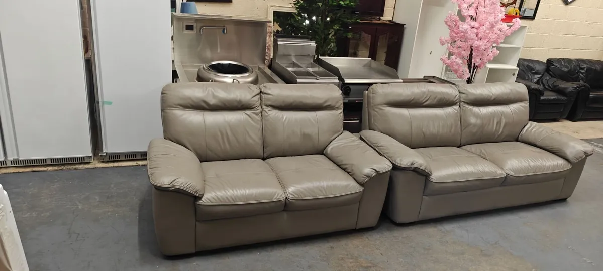 New Grey Corner Couch - Image 4