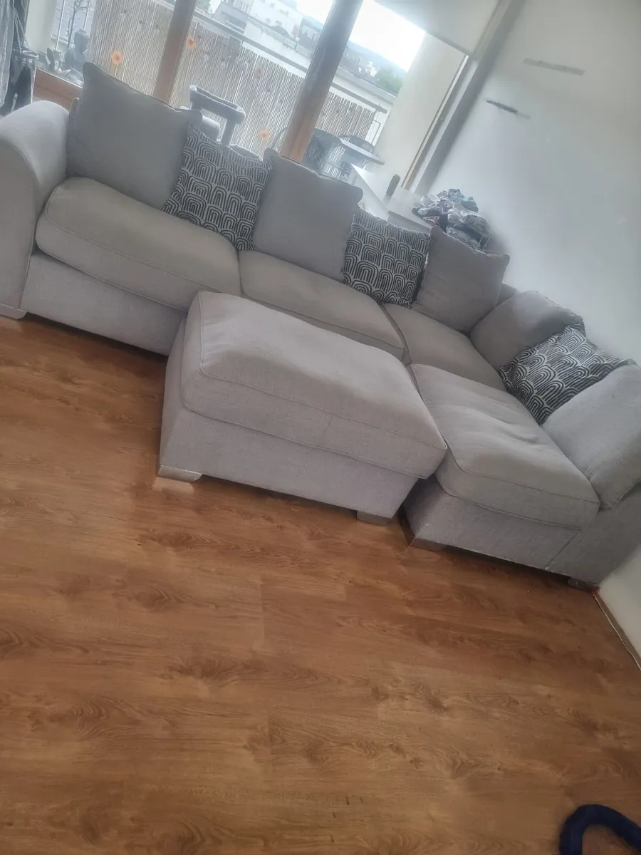 Sofa - Image 4
