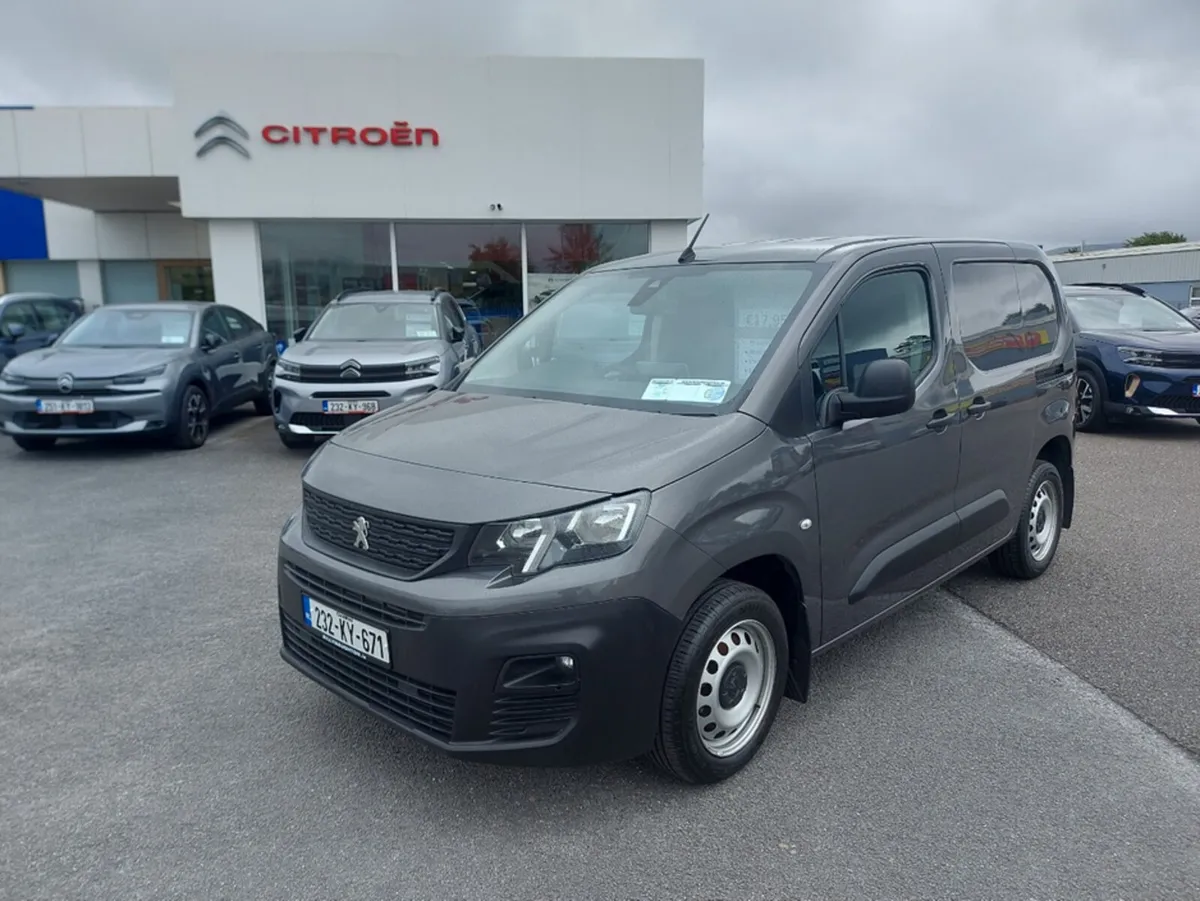 Peugeot Partner PROFESSIONAL PLUS 1.5 - Image 1