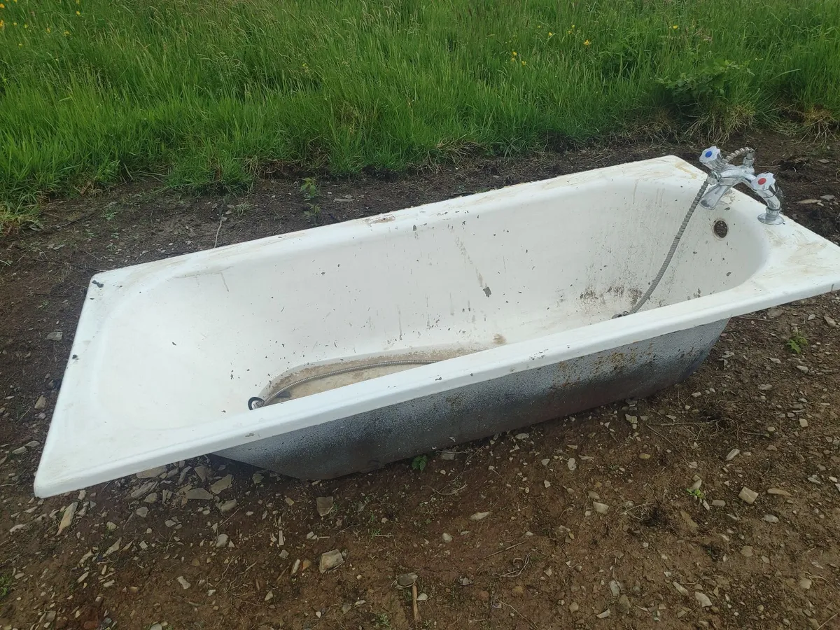 Cast Iron Bath - Image 2
