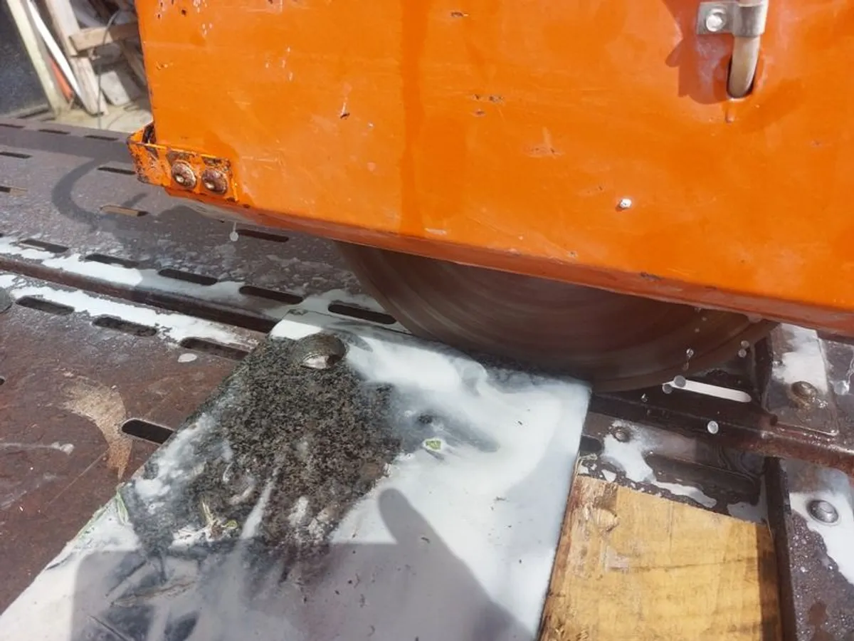 Norton Clipper CST100 Professional Bridge Tile & Stone Saw - Image 3