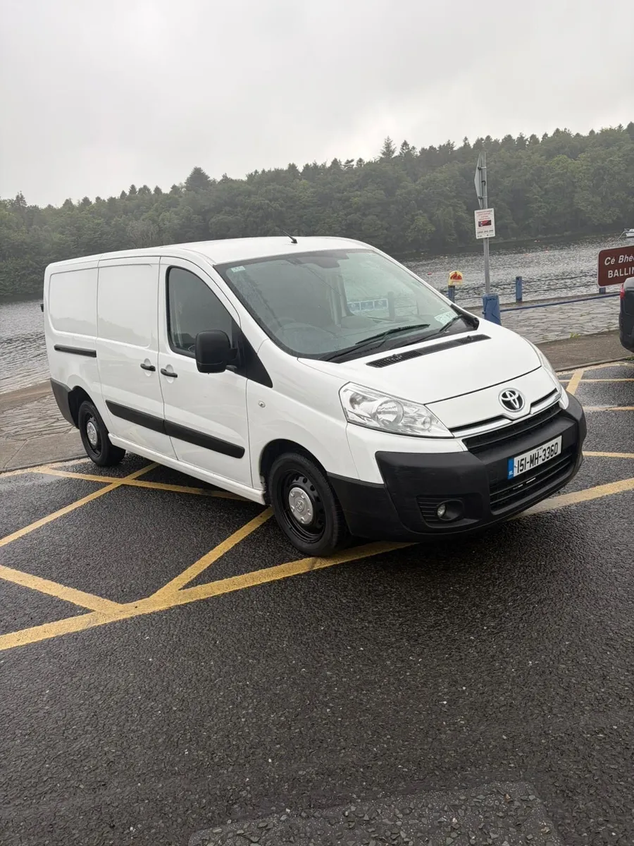 Toyota proace 2015 2 litre Diesel new cvrt - Image 1