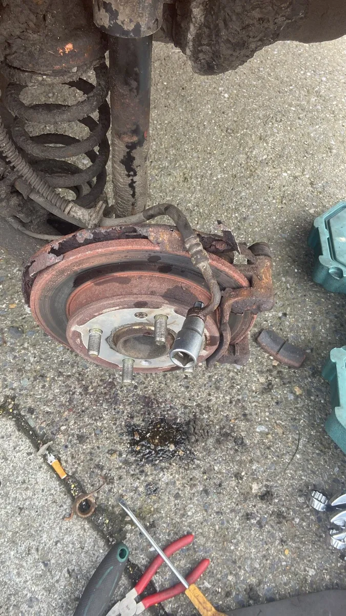 Mechanic - Image 4
