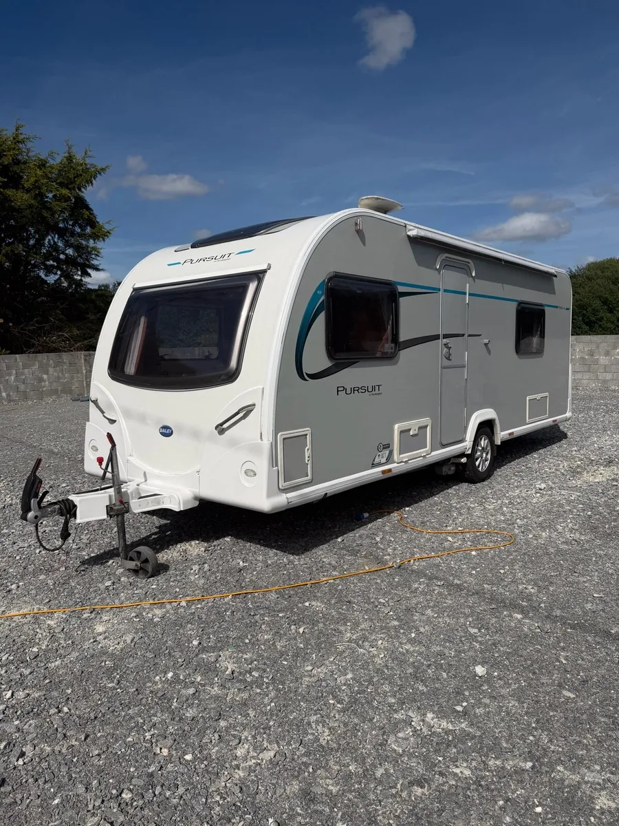 Bailey caravan 4 berth - Image 1