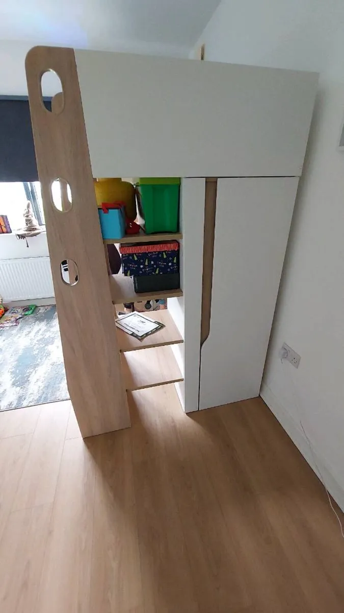 Bunk Beds - Image 2