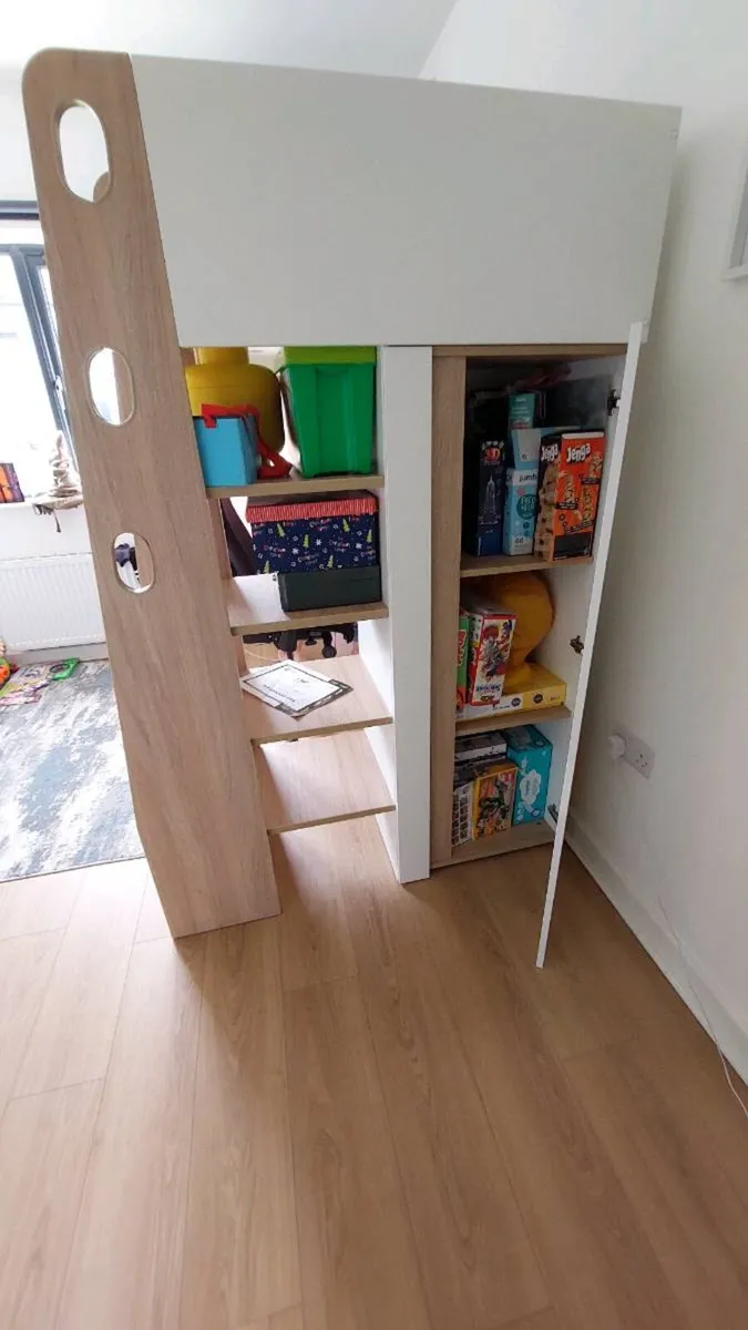 Bunk Beds - Image 4