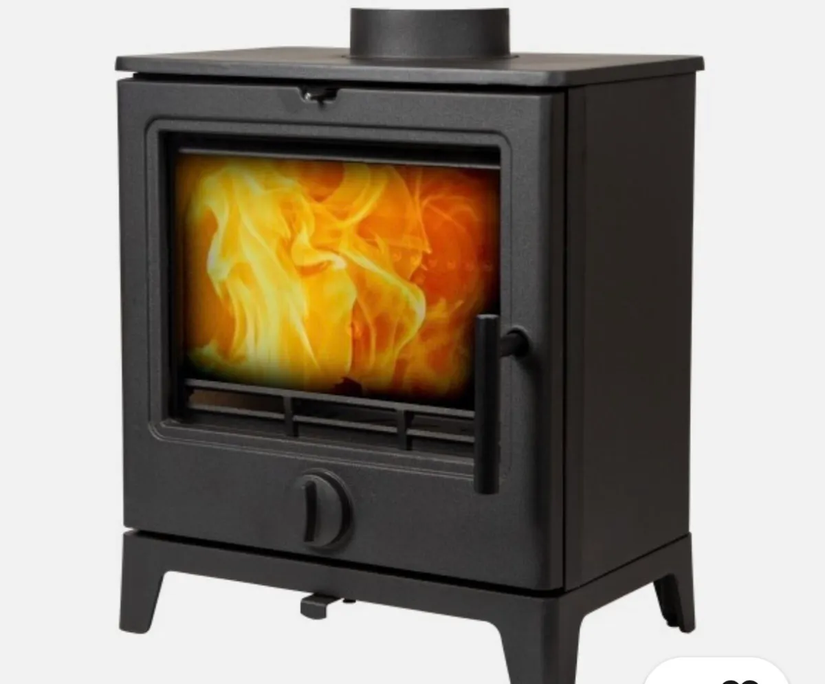 Dervent 5kw Cast Iron stove - Image 1