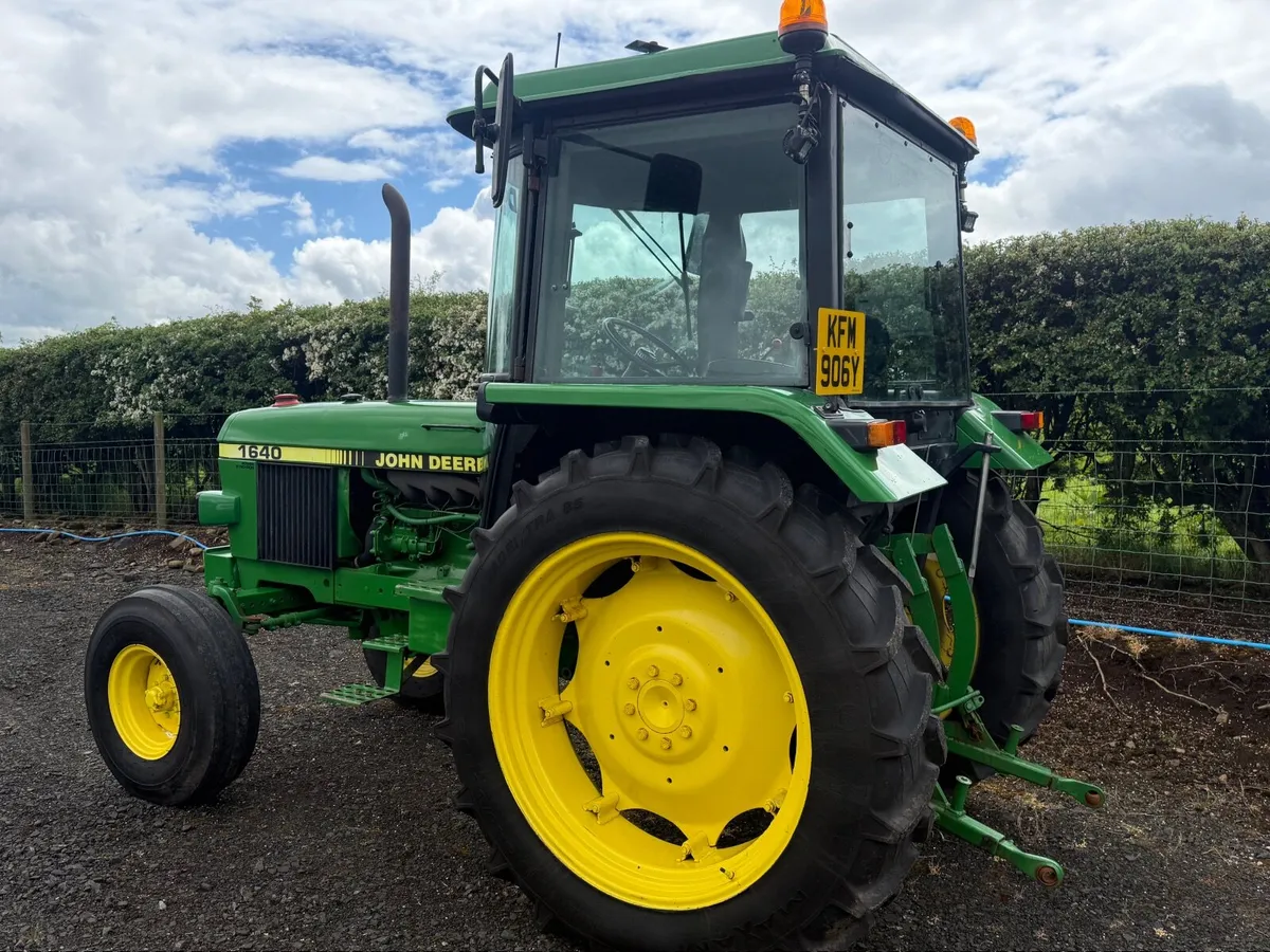 John Deere Other 1982 - Image 2