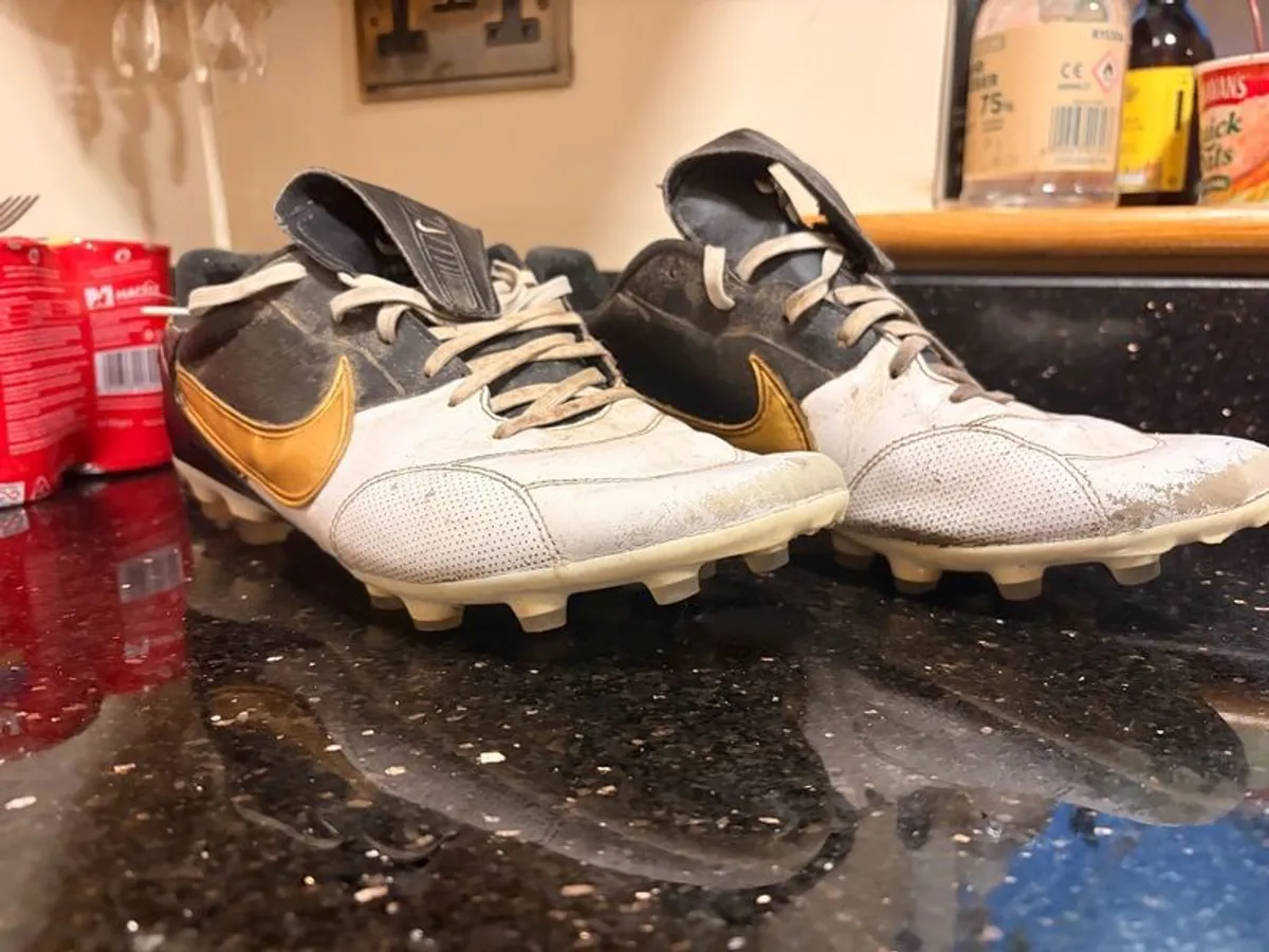 football boots - Image 1