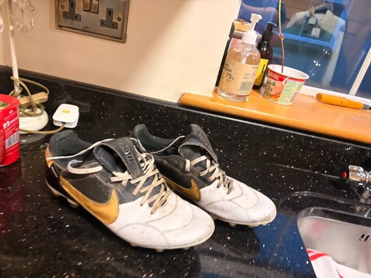 football boots - Image 4
