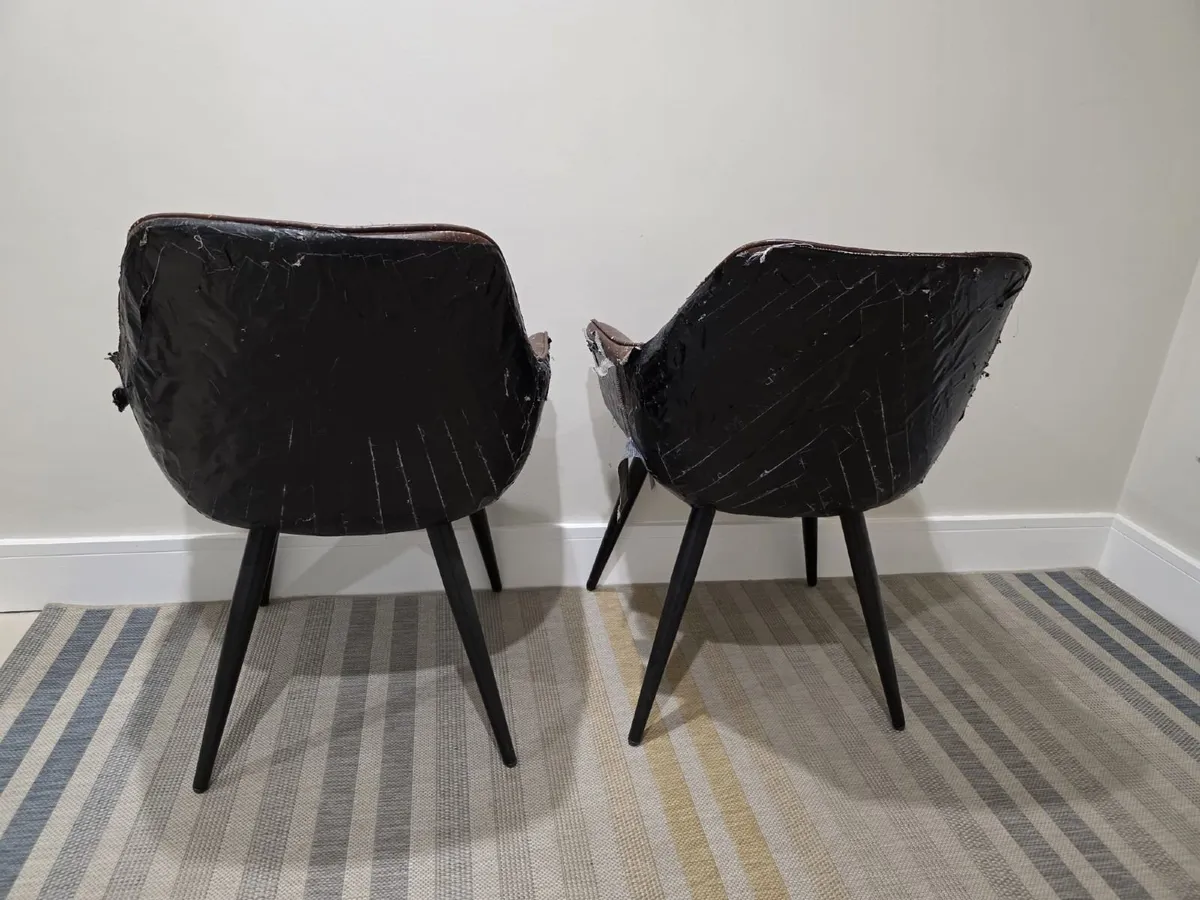 4 Free dining chairs [SA Alternative Furniture] - Image 3