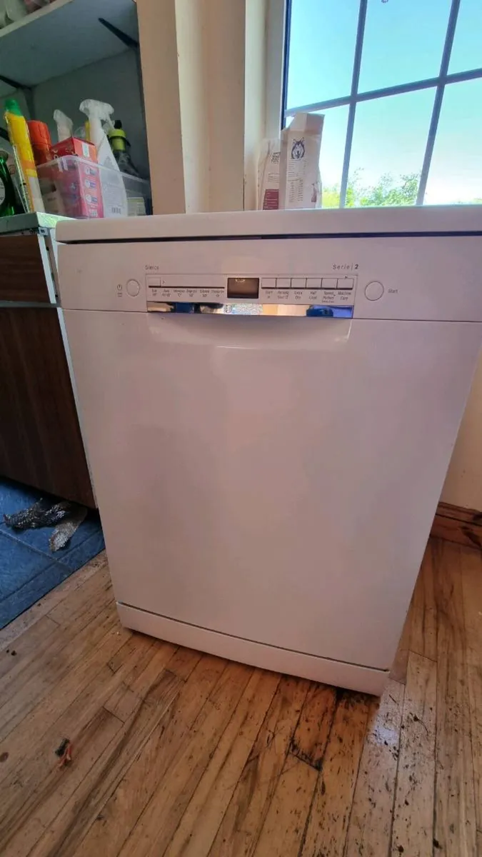 Bosch series 2 dishwasher - Image 2