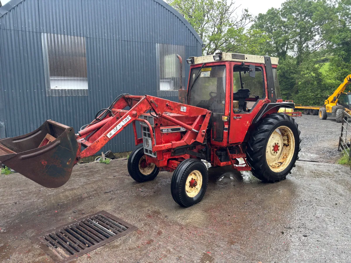 Case International 685XL - Image 2