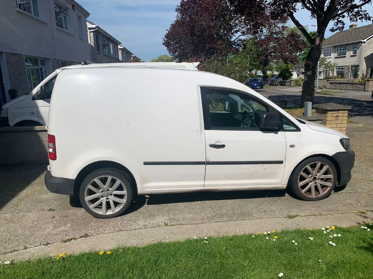 Volkswagen Caddy 2011 - Image 1