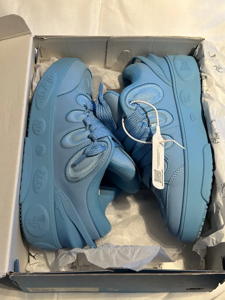 Shoes - Image 1