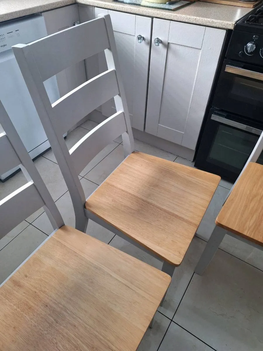 Kitchen chairs - Image 2