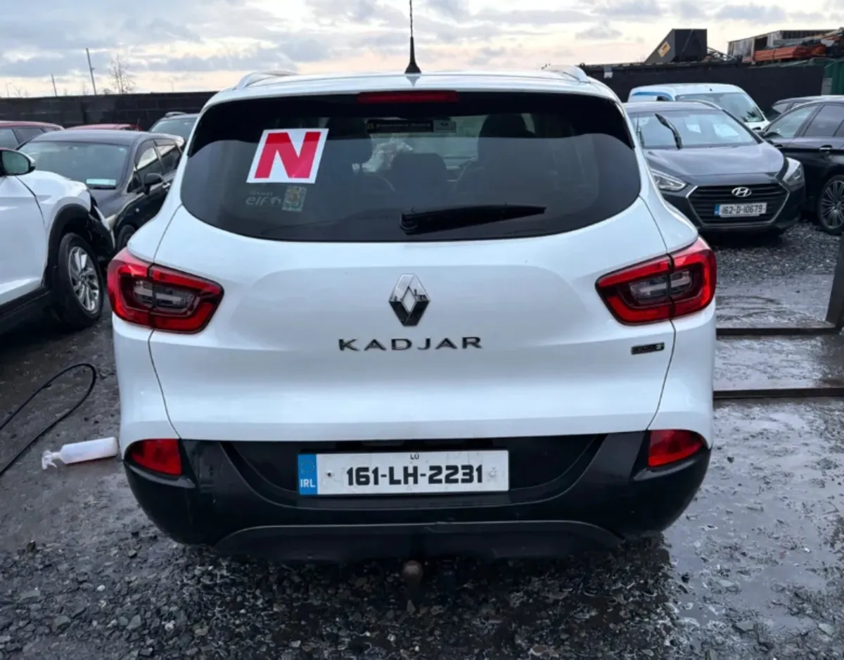 2016 Renault Kadjar 1.5 Diesel driving - Image 4