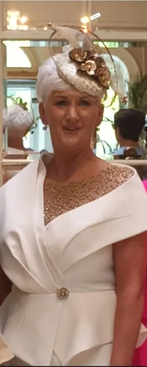 Mother of the bride - Image 4