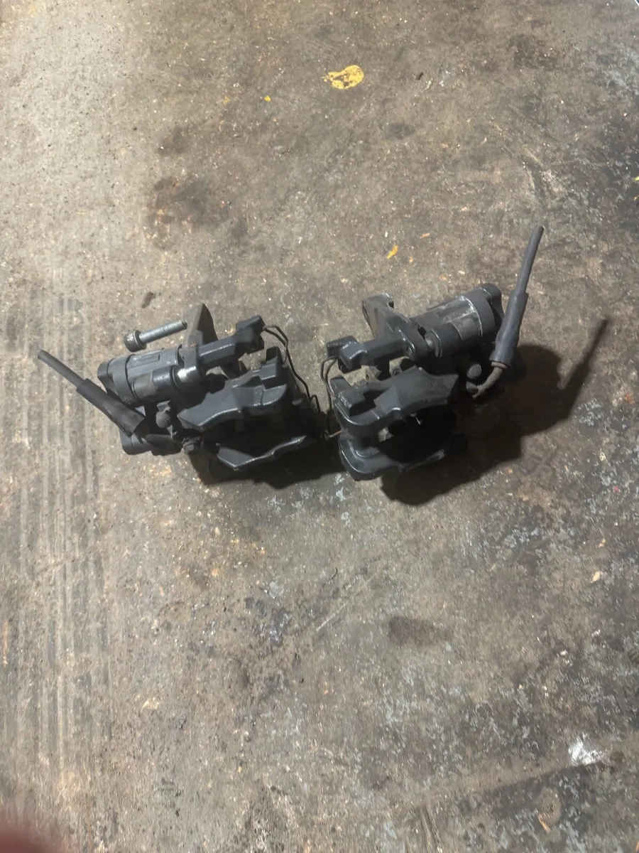 GOLF R MK7 parts /breaking full car - Image 3