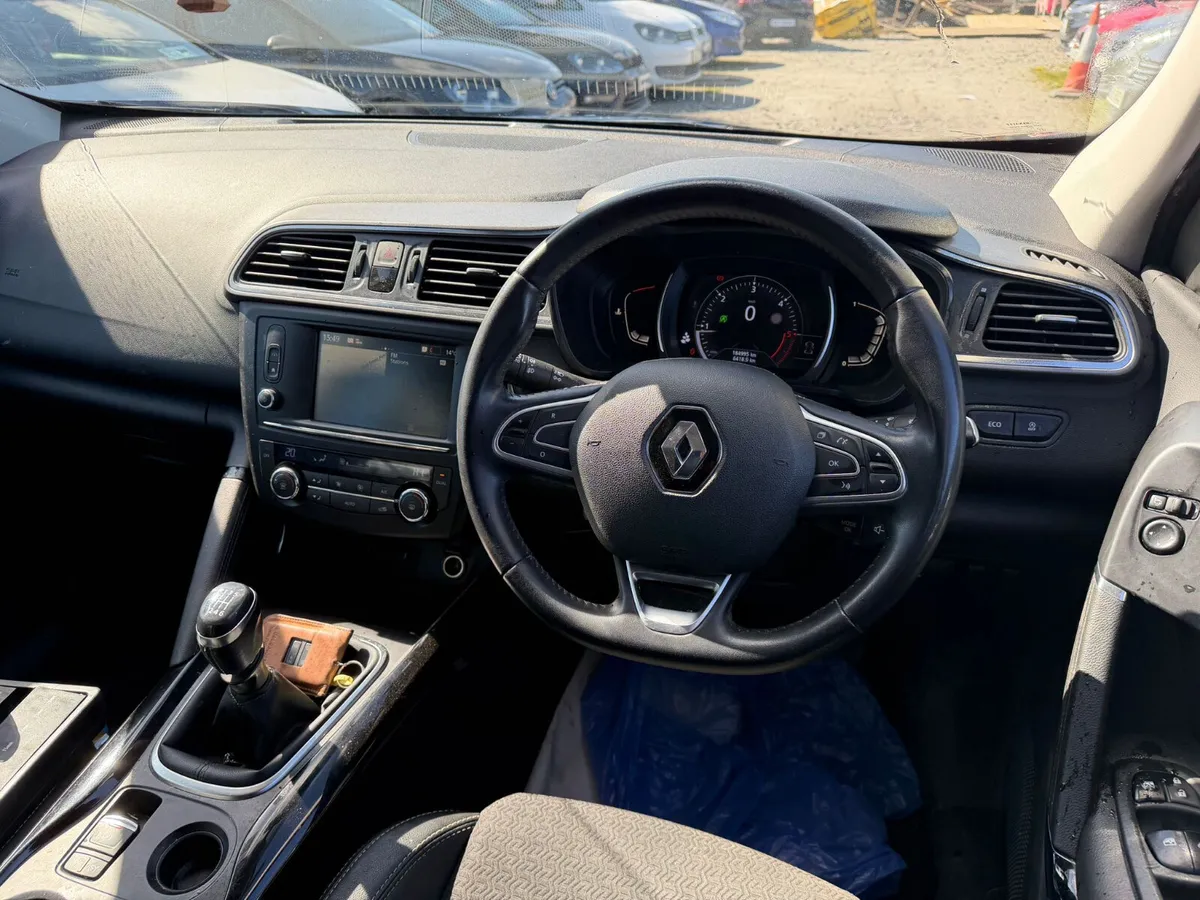 2018 Renault Kadjar 1.5 Diesel light damage - Image 4