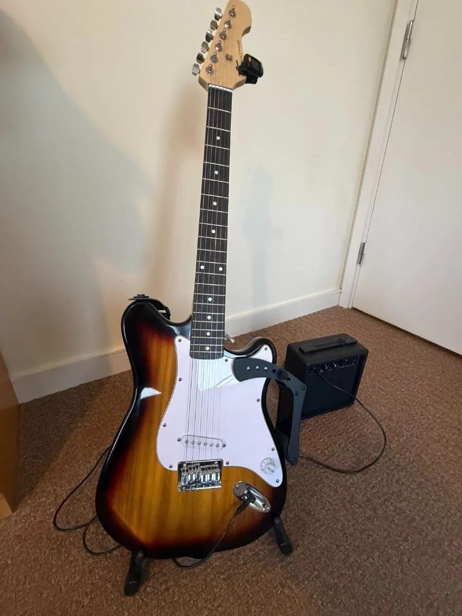 Electric Guitar – Beginner Set - Image 2