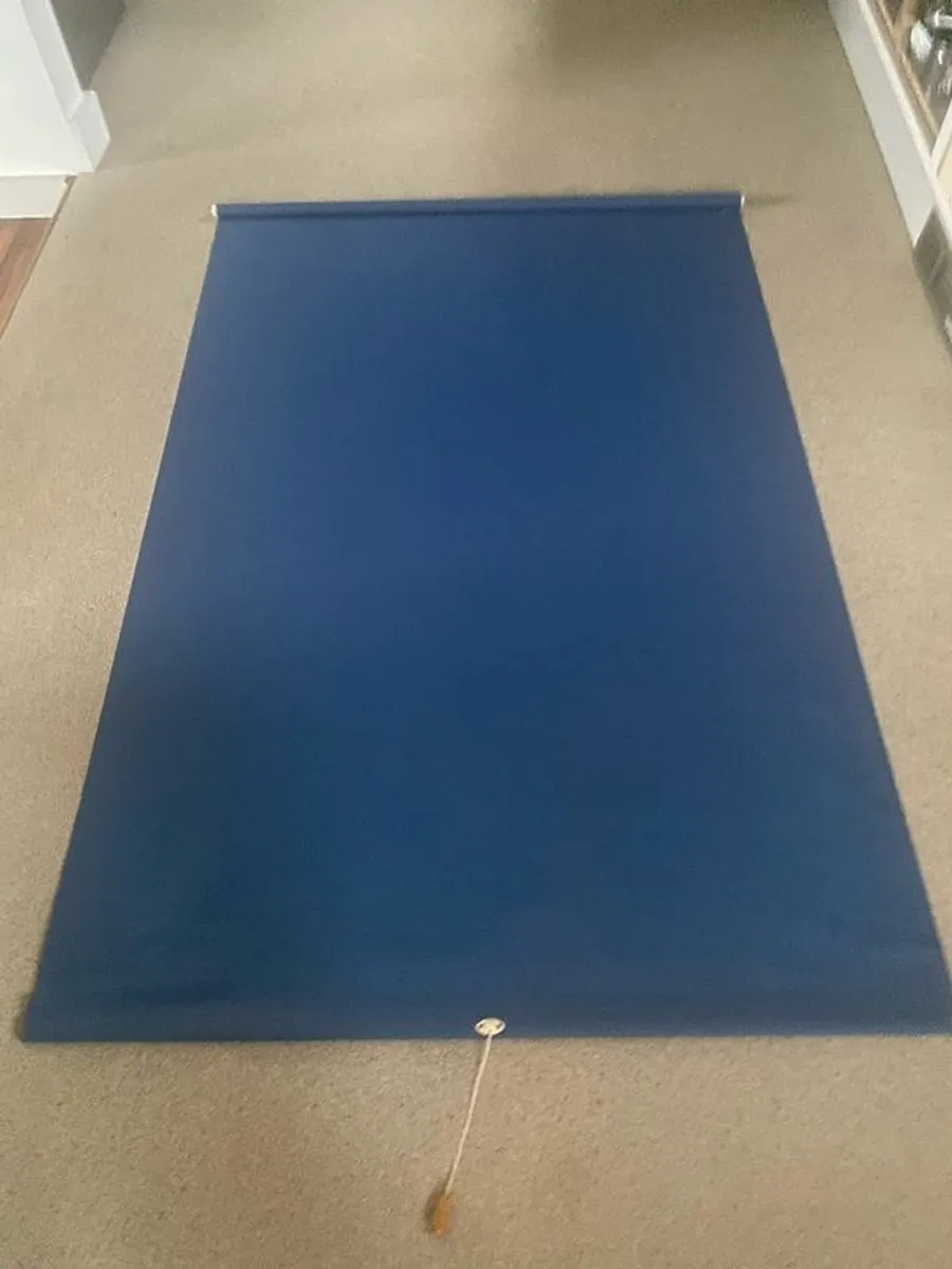8 x Dunne & Nugent quality Roller Blinds - Image 4