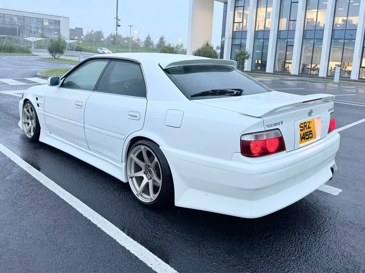 1998 Toyota Chaser - Image 4