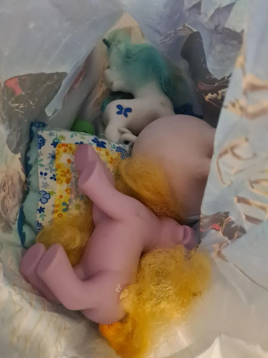 Bag of toys - Image 2
