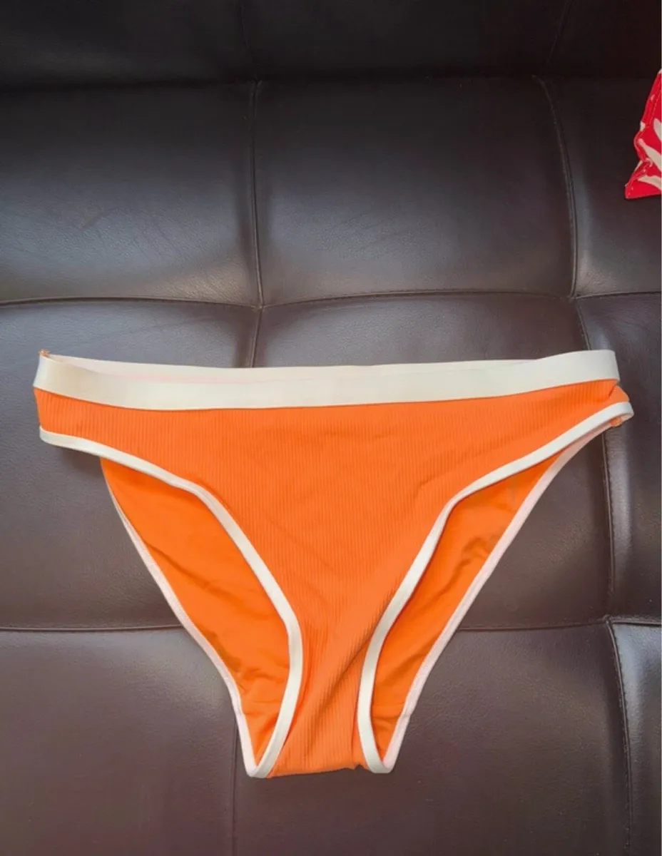 Swimming thong - Image 1