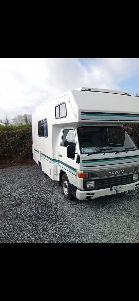 Toyota Dyna camper - Image 3