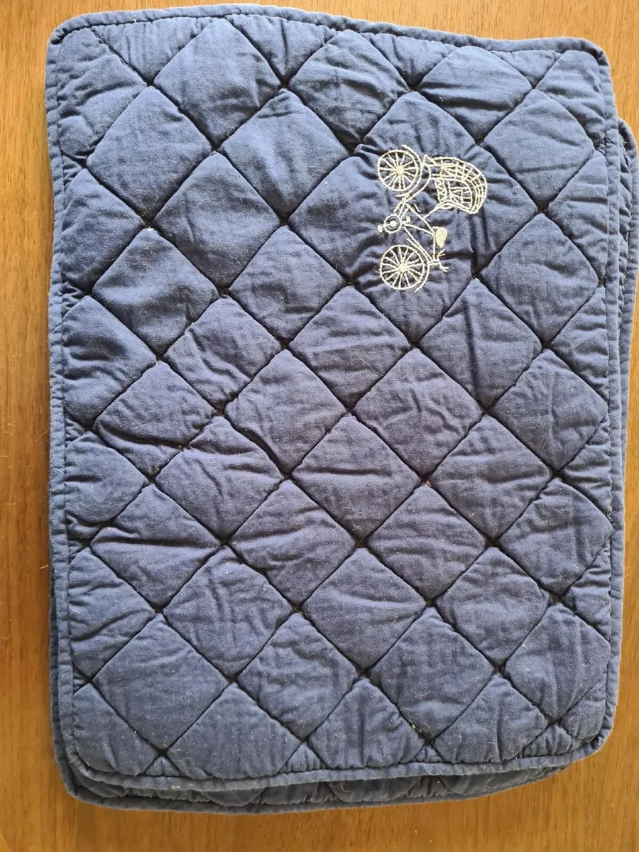 Table cloths and place mats - Image 2