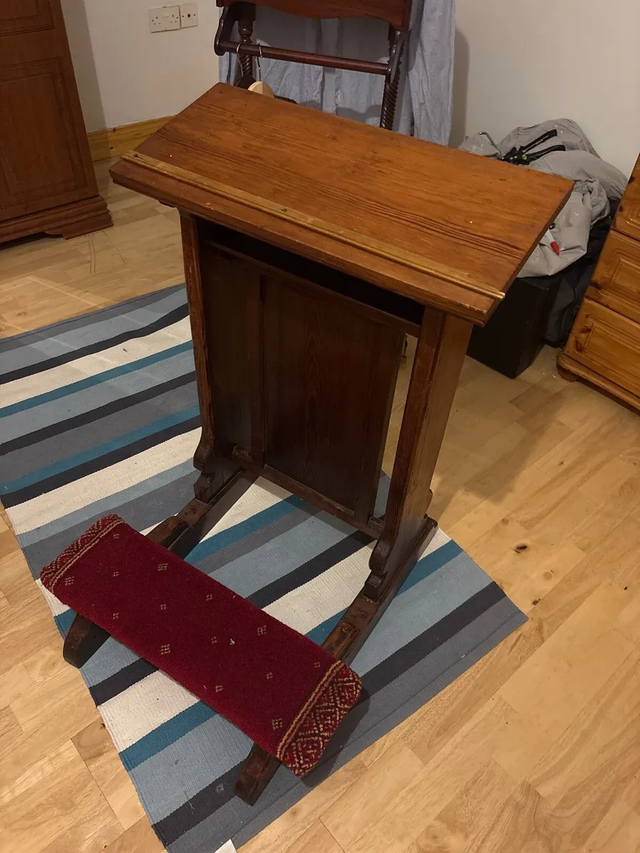 Church/School/Altar/Choir/Prayer kneeler - pew - Image 2