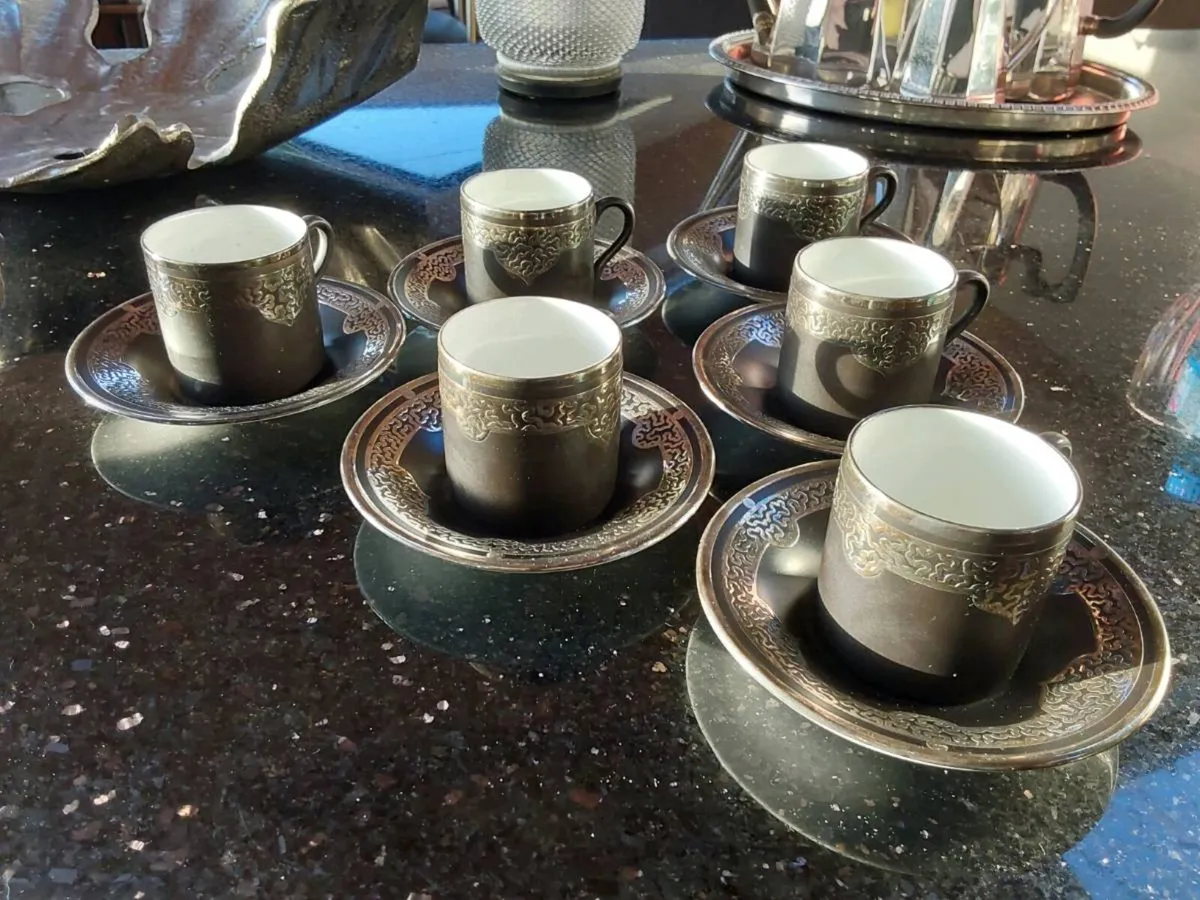 Antique Shelley Coffee Cups & Saucers - Image 2
